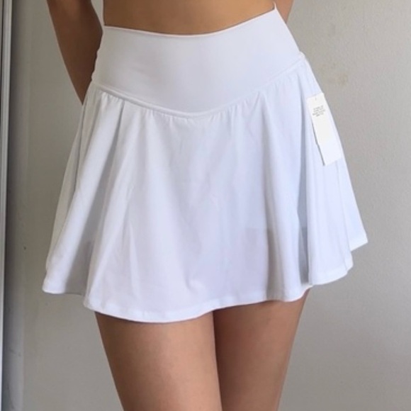 Gilly Hicks Active “Go Energize Skortie” - Picture 1 of 5